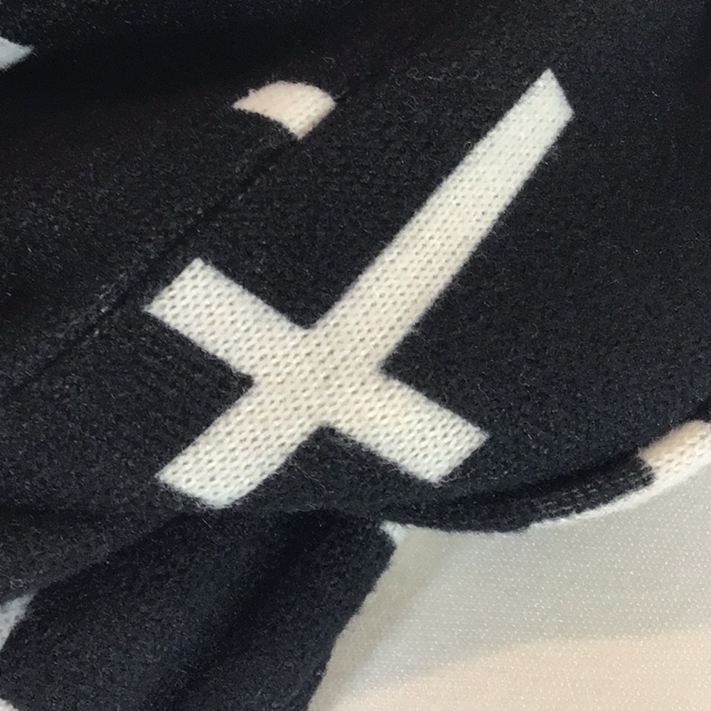 Infinity scarf - Picture 2 of 2